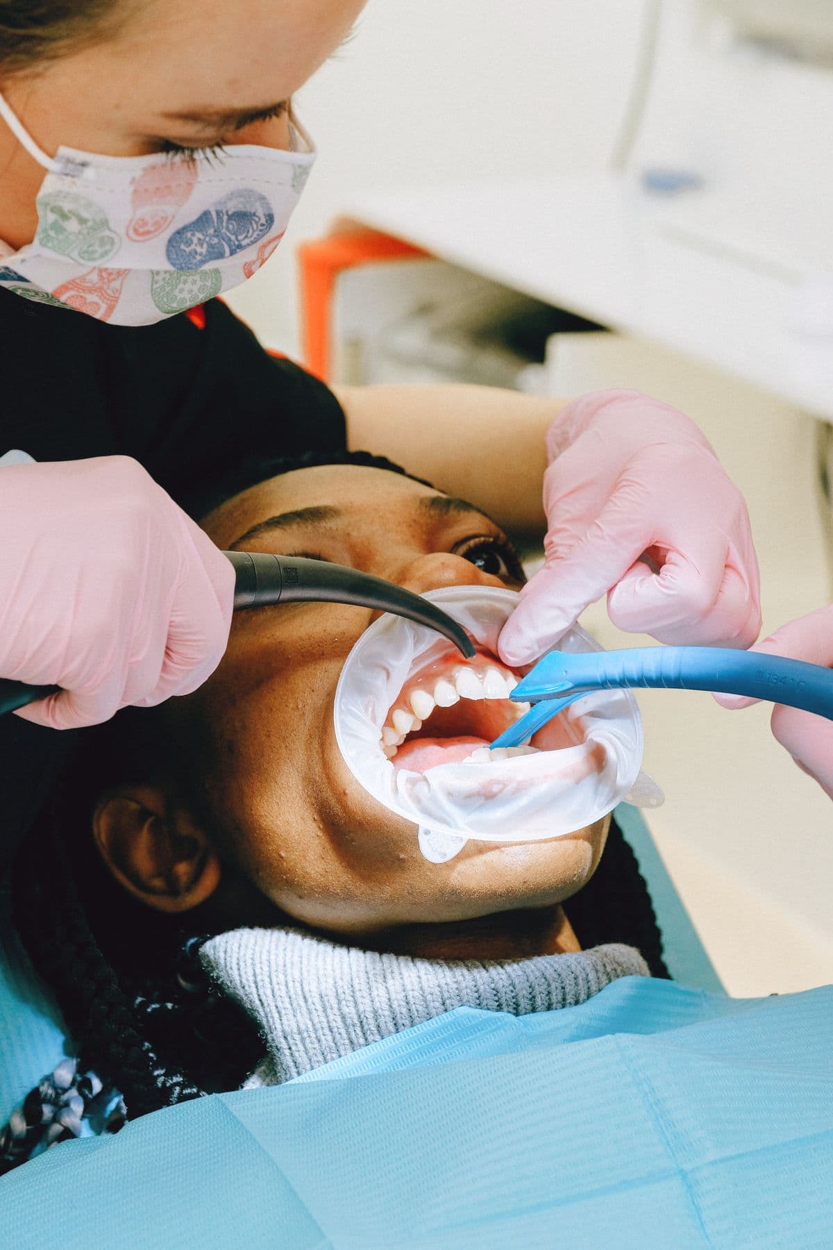 Gum Disease: Warning Signs and Prevention